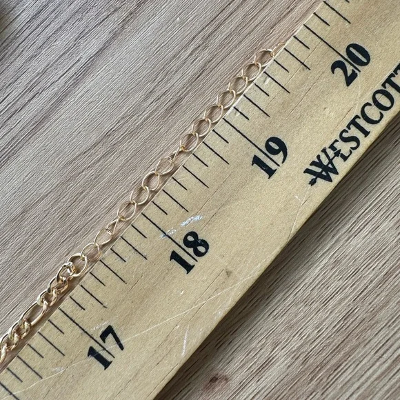 Figaro Curb Link Chain Necklace - Picture 5 of 8